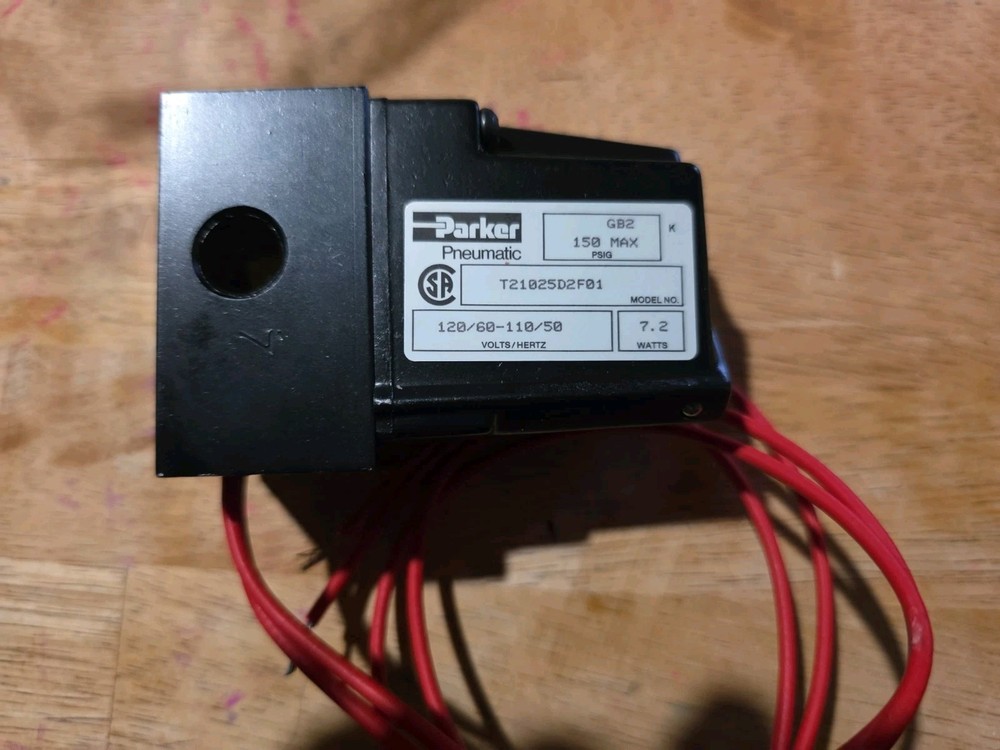 PARKER PNEUMATIC T21025D2F01 SOLENOID VALVE 150PSIG 110/120V 7.2W New Open Box