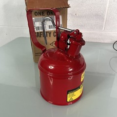 1 Quart Type I Red Safety Gas Can for Gasoline with Flame Arrester, Self-Clos…