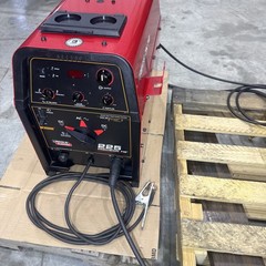 Lincoln Precision TIG 225 TIG Welder with Torch, Foot Pedal Ground clamp Chord