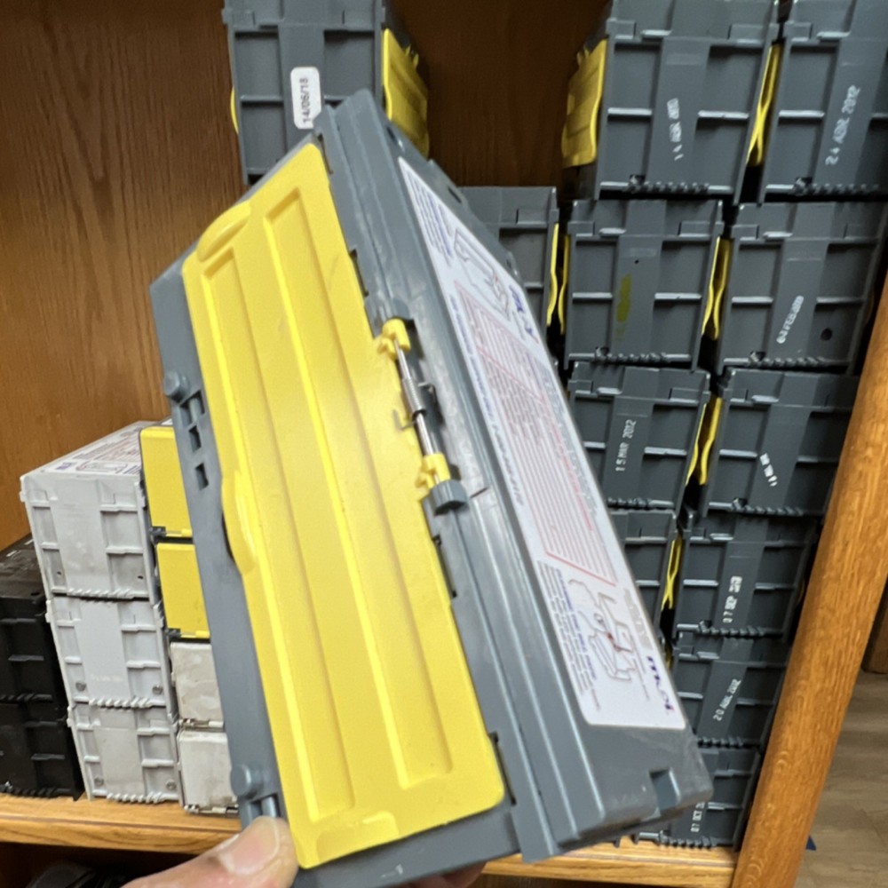 MEI Bill Stacker Gray/Yellow for Beverage & Snack Vending Machines
