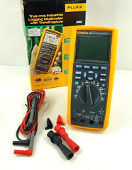 Fluke 289 True-rms Industrial Logging Multimeter with Brand New, Factory Sealed