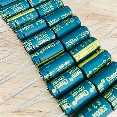 3300uF 6.3V Electrolytic Capacitors Green 6.3V 3300uF Volume 10×20 mm Choose Qty
