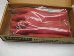 SALISBURY E011R/10H COLOR RED SIZE 10H LINEMAN GLOVES NSMP