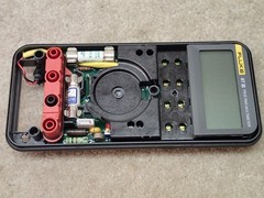 Fluke 87 III True RMS Digital Multimeter Partially Works but DC Out User Item