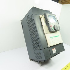 Schneider Electric ATV71HU55N4 Altivar 71 VFD Drive 7.5HP/5.5kW 480V 3Ph