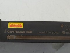 Sandvik 1-1/4″ CoroThread Prime Shank Tool Coromant 266RFG-204D
