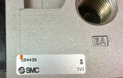 SMC US4436 SUBPLATE BASE WITH 4-PIN CONNECTOR NEW NO BOX