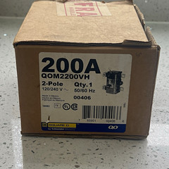 Square D QOM2200VH 200A 2-Pole 201-250V AC Bolt-On Main Breaker