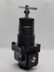 ARROW PNEUMATICS IG R352IT 20 300PSIG 1/4″NPT AIR REGULATOR [2WS1-1]