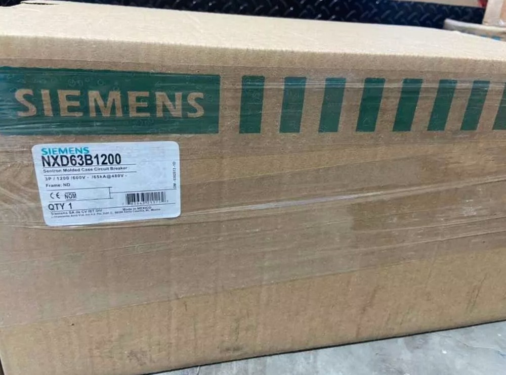 SIEMENS NXD63B120 CIRCUIT BREAKER NEW IN BOX. LUGS INCLUDED