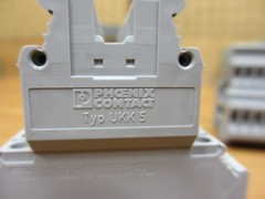 Phoenix Contact 2774017 (LOT OF 34) *NEW* UKK 5 Terminal Block