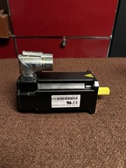 B&R Automation 8JSA32-R0030D600-0 AC Servo Motor 560VAC 3000RPM NEW