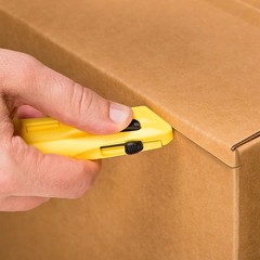 EZ3 Safety Cutter, Ambidextrous Lightweight Box Cutter with Safety Point Blade
