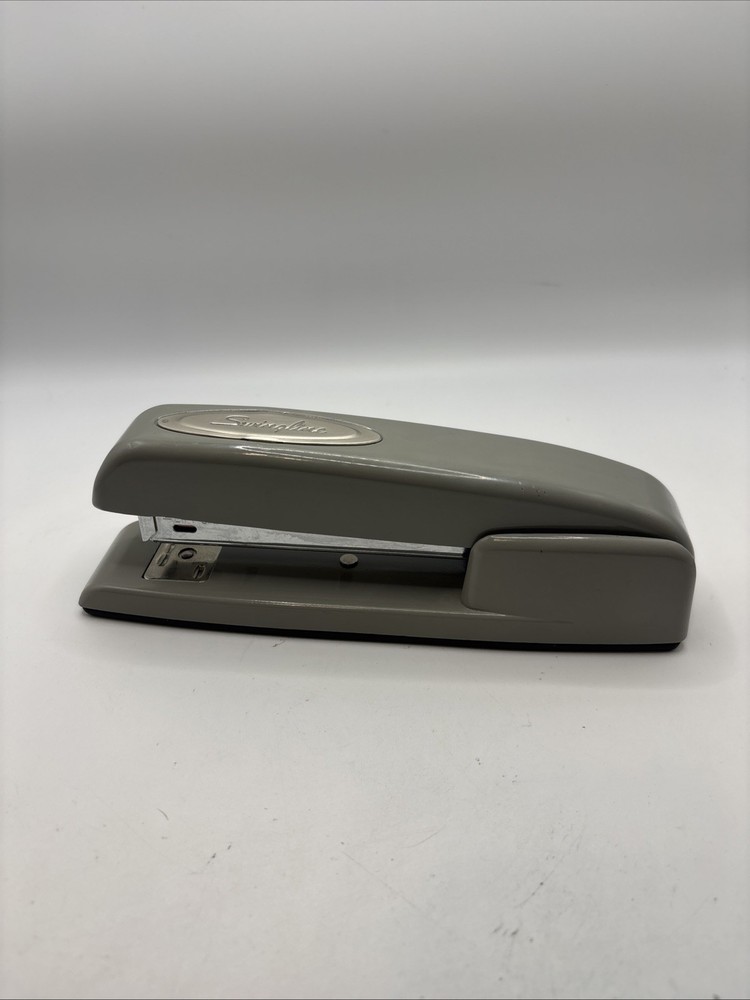 Swingline 747 XX Business Desk Stapler, Gray 25 sheet capacity ACCO Brands USA