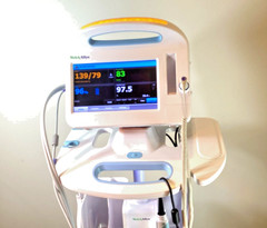 Welch Allyn Connex Patient Vital Signs Monitor- VSM6000 with new battery & stand