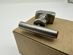 1/4″ FNPT 316ss Needle Valve Unknown Brand 6000 PSI Pre Owned