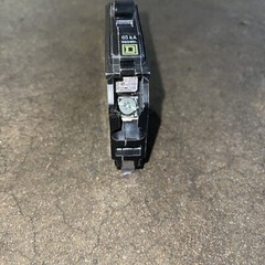 Square D QHB120 1 Pole Circuit Breaker