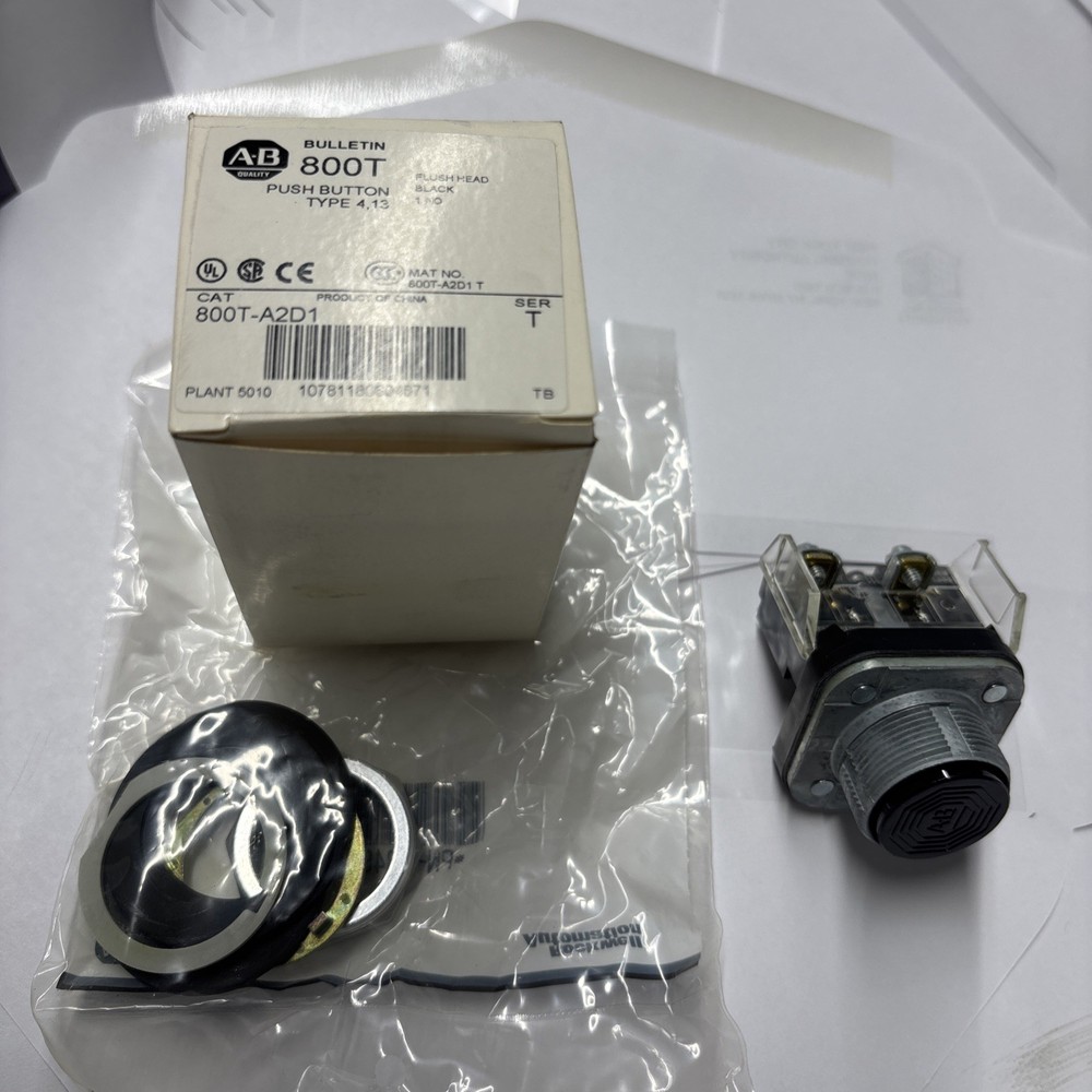 Allen-Bradley 800T-A1A Green Flush Head Push Button Type 4,13 Bulletin 800T
