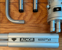 Alnor Velometer Air Velocity Flow Meter 6006 AP With Accessories & Case