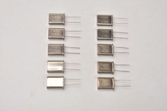 Fox Electronics FOX080-8.000MHZ Crystal 8.0MHz Series HC49/U Lot of 10
