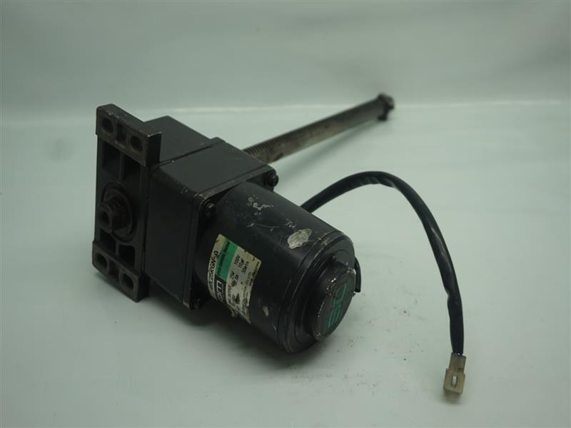 Oriental Motor 4RK25RGN-A Speed Control Motor w/ 4LF45N-3 Linear Head