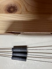 1 Box of Dale RWR80S10R0FR 10R0 1% 2W 10 Ohm Wire wound Resistors, 100/Box.