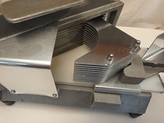 Restaurant GRADE Easy Tomato Slicer 3/16 in Slice Tomato Cutter