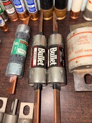 LOT OFOVER 100 NOS FUSES FUSETRON BUSSMANN GOULD SHAWMUTT BULLET ETC. S1