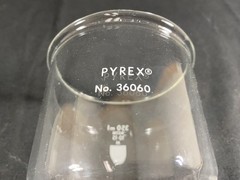 PYREX Glass 350mL M Porosity Fritted Disc Buchner Filter Funnel 36060-350M