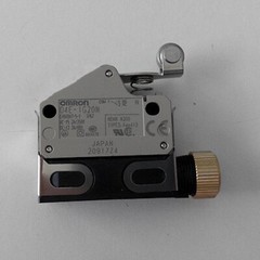 New Omron D4E-1G20N D4E1G20N Limit Switch Free Shipping