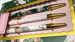 LAURA ASHLEY PENS SET (3) FLORAL PINK GREEN WHITE NIP