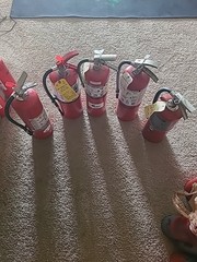 10 Lb ABC Fire Extinguisher – Professionally Refurbished/ (ready to operate)
