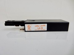 CONTECH LIGHTING LA-10-B END FEED, 120V, 60HZ, 20A MAX, LIVE END