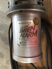 Archer 120 VAC SIREN ALARM No. 278-497 with Foot Pedal – Mounted on Wood – Works