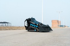 4-in-1 Bucket Attachment for Mini Skid Steer Fits TYPHON STOMP X1300 & STOMP 509