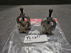 2 UNBRANDED V-BLOCKS W/CLAMPS 1 7/8″ L X 1 1/4″ W X 1 1/4″ H (TL1631)