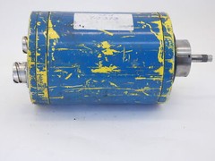 Blue Servo Motor 11-1/2″ Shaft Length Shaft Diameter 1/2″ SKF 6205
