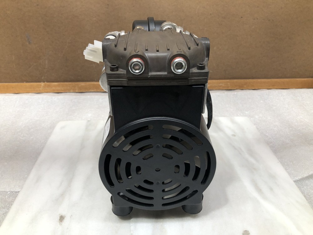 GAST 74R135-P123-H200X Vacuum Pump 1/4HP 100PSIG 110V 2.5A 5 MFD FASCO 7185-0085