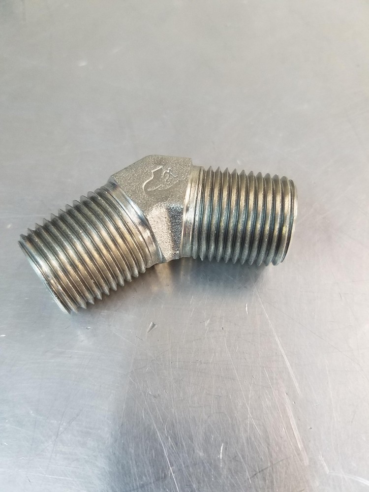 5501-08-08 1/2″ MALE PIPE X 1/2″ MALE PIPE 45 DEGREE HYDRAULIC FITTING