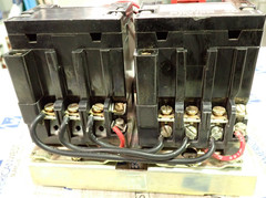 Square D 8736SAO16 Reversing Starter Size 00 2HP 600VAC 3 Phase 120V Coil S705