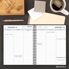 2026 At-A-Glance 70-865 Weekly Appointment Book with Full Weekend, 7 x 8-3/4″