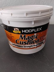 Hooflex Magic Cushion Xtreme Hoof Packing Performance Strength 4 LBS Absorbine