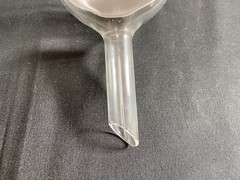 PYREX Glass 350mL M Porosity Fritted Disc Buchner Filter Funnel 36060-350M