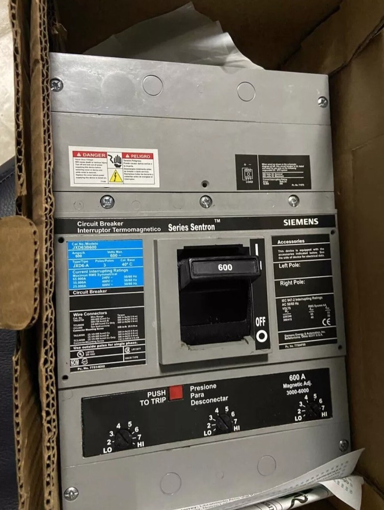 SIEMENS JXD63B600 CIRCUIT BREAKER NEW IN BOX. LUGS INCLUDED