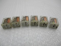 INDUSTRIAL SPARE R10-E1Z2-V185 RELAY 12VDC LOT OF 6 UNMP