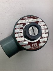ITT General Controls S311AM02N2AD5 Series 7613A Solenoid Valve Used