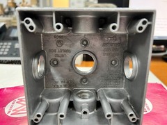 👀 2) NEW MULBERRY 2G BOX W/ LUGS FIVE 3/4″ HUBS 30254 LOT OF 2