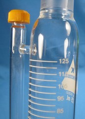 DELTAWARE 125 ML POWDER ADDITION FUNNEL WITH PTFE AUGER 24/40 FREE SHIPPING