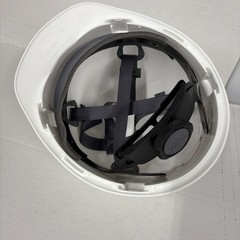 MSA 475358 V-Gard White Hard Hat Safety Helmet Standard Suspension NEW T1