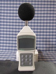 Sper Scientific Sound Level Meter with Case. (Model 840028) FAST FREE SHIPPING.